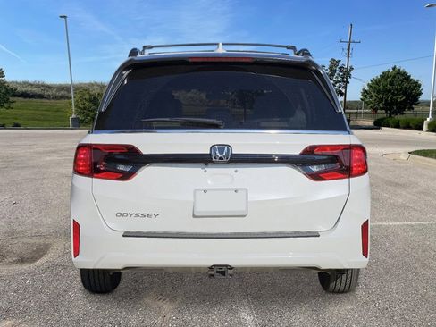 New 2026 Honda Odyssey EX-L image 3