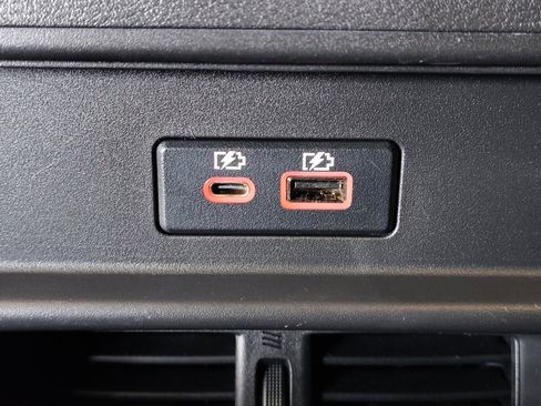 Certified 2024 Nissan Murano SV FWD image 32