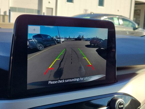 Certified 2022 Ford Escape SE w/ SE Sport Appearance Package image 28