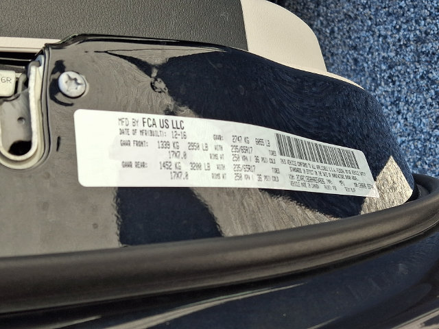 Used 2017 Chrysler Pacifica Touring-L FWD image 25