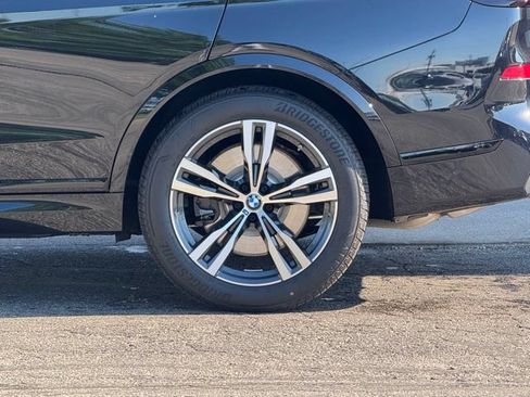 Used 2026 BMW X7 M60i AWD/4WD image 3