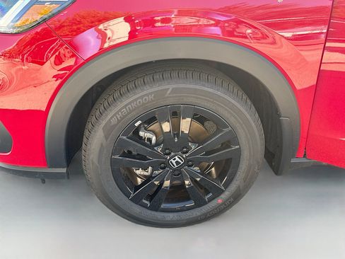 Certified 2026 Honda HR-V Sport image 25