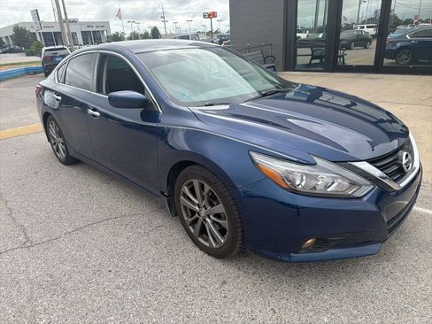 Used 2018 Nissan Altima 2.5 SR w/ SR Special Edition FWD image 2