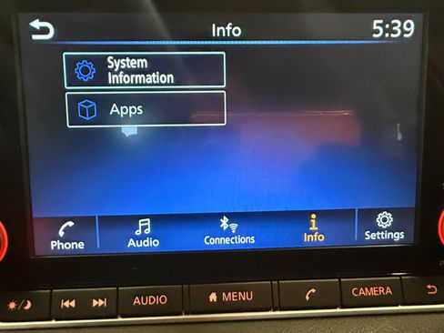 Used 2025 Nissan Sentra SR FWD image 34