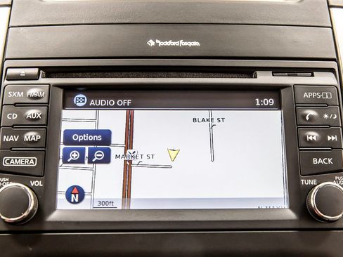 Used 2019 Nissan Frontier SL RWD image 15