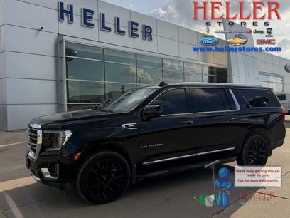 Used 2023 GMC Yukon XL SLT w/ SLT Premium Package