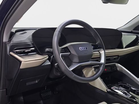 Used 2025 Audi Q5 Premium Plus w/ Premium Plus AWD/4WD image 19