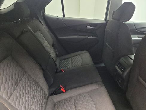 Used 2019 Chevrolet Equinox LT image 19
