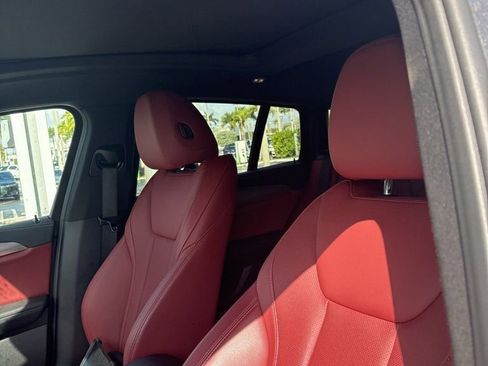 Used 2023 BMW X4 M40i w/ Premium Package image 5
