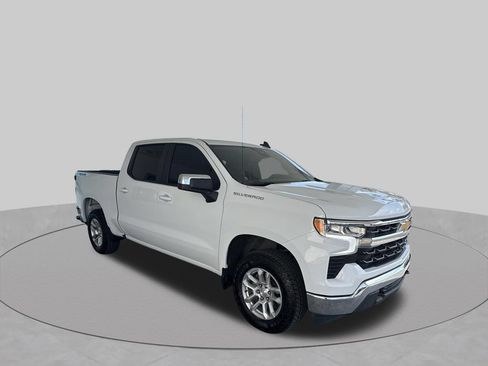 Used 2023 Chevrolet Silverado 1500 LT AWD/4WD image 12