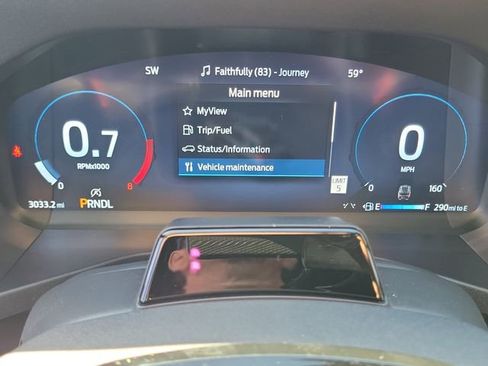 Used 2025 Ford Explorer ST-Line w/ Premium Package image 7