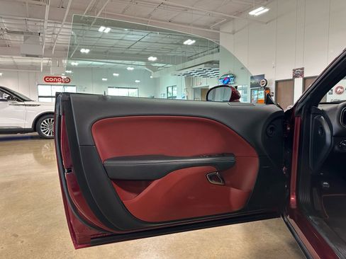 Used 2018 Dodge Challenger SRT Hellcat image 14