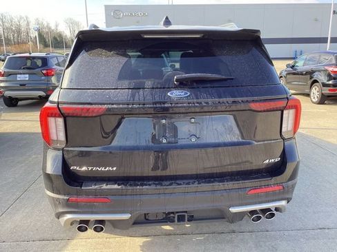 Used 2025 Ford Explorer Platinum w/ Ultimate Package image 13