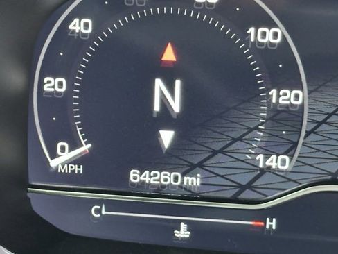 Used 2022 GMC Yukon XL SLE image 20