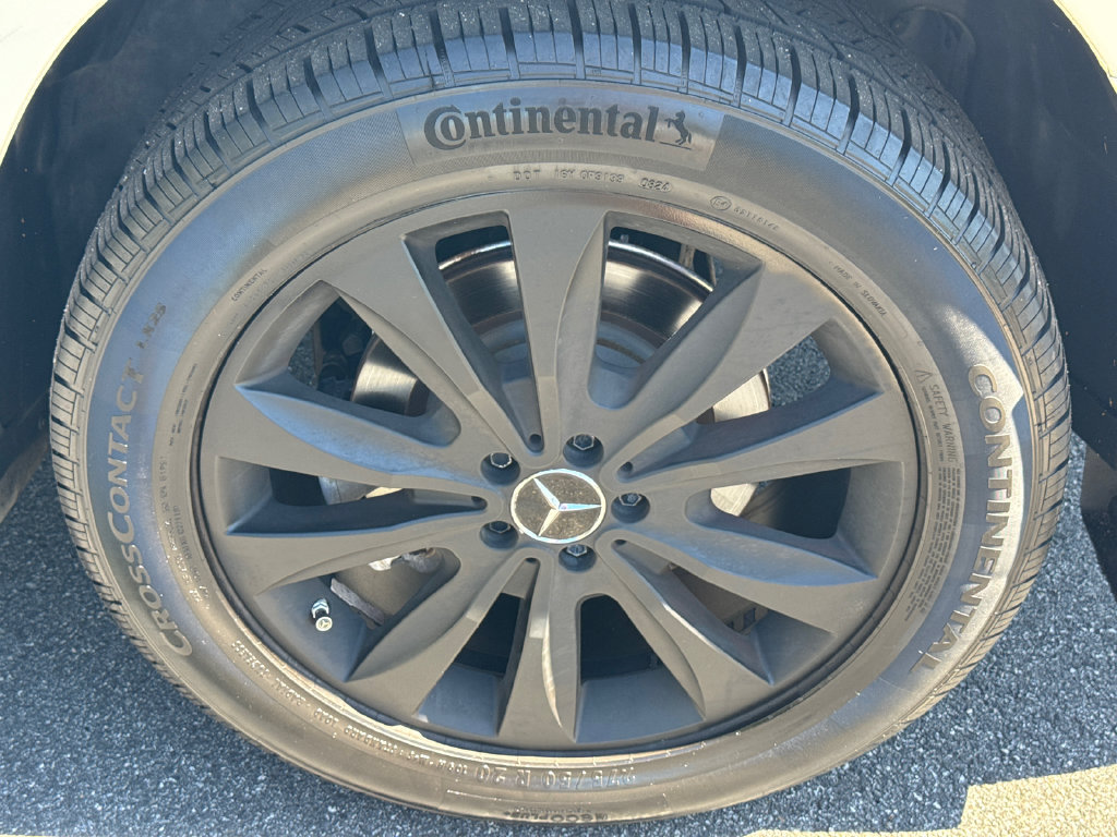 Used 2015 Mercedes-Benz GL 450 4MATIC image 19