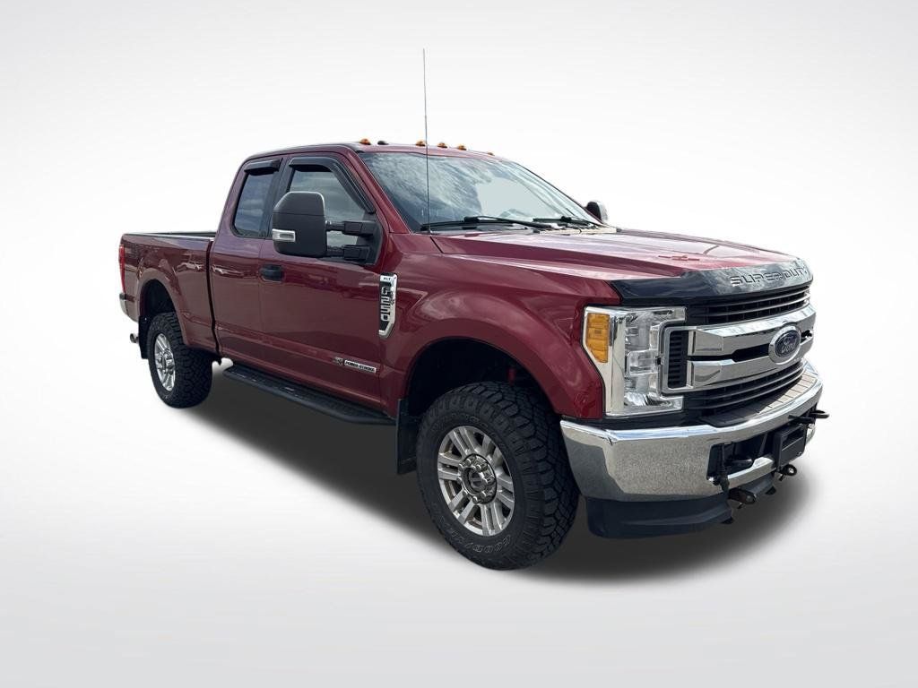 Used 2017 Ford F250 XLT w/ FX4 Off-Road Package AWD/4WD image 2