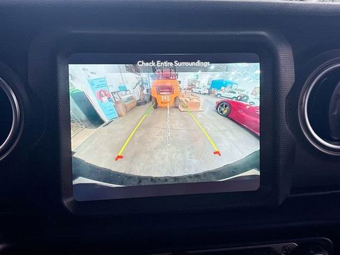 Used 2022 Jeep Wrangler Unlimited Rubicon 4xe w/ Cold Weather Group image 15