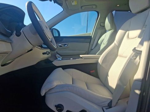 New 2026 Volvo XC90 B6 Ultra w/ Protection Package Premier image 14