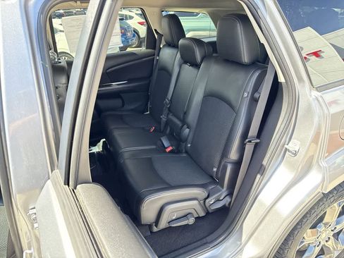 Used 2015 Dodge Journey Crossroad w/ Flexible Seating Group AWD/4WD image 12