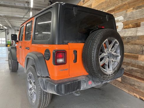 Used 2025 Jeep Wrangler Sport S 4xe w/ Convenience Group image 10