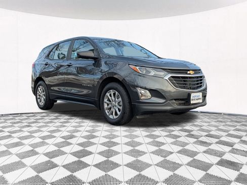 Used 2020 Chevrolet Equinox LS image 13