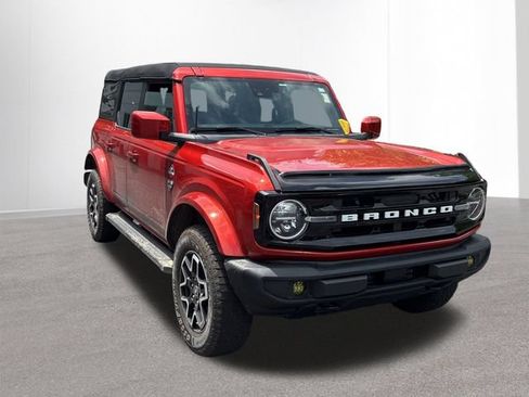 Used 2023 Ford Bronco Outer Banks AWD/4WD image 5