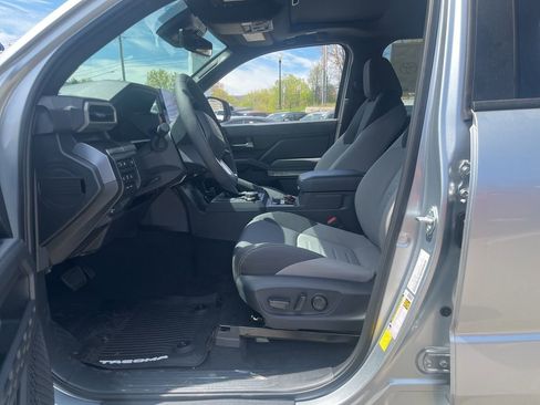 New 2026 Toyota Tacoma TRD Off-Road AWD/4WD image 6