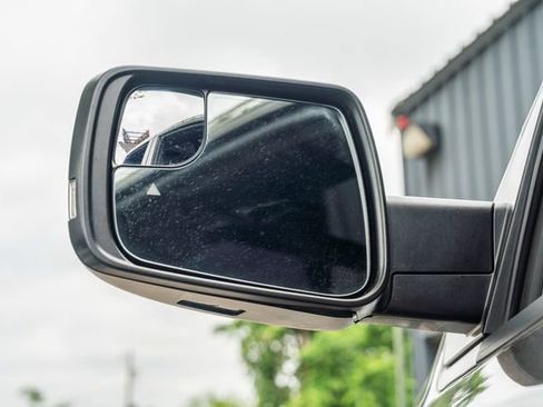 Used 2022 RAM 1500 Limited w/ Night Edition RWD image 11