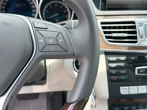 Used 2014 Mercedes-Benz E 350 4MATIC Sedan w/ Premium 1 Package image 36