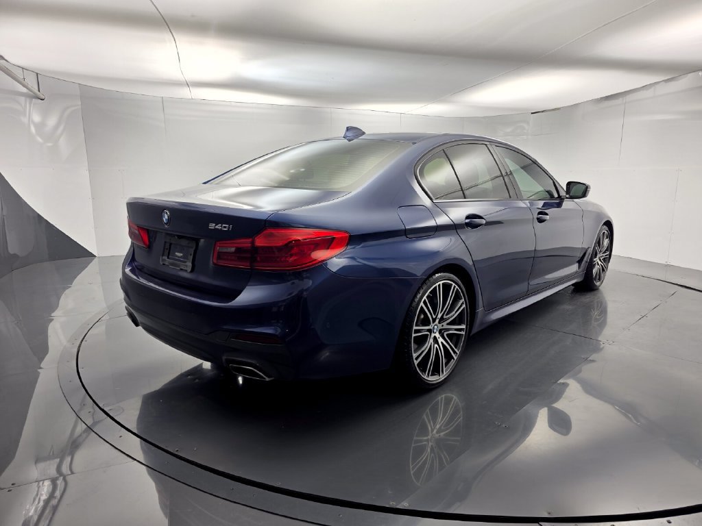 Used 2019 BMW 540i w/ M Sport Package RWD image 6