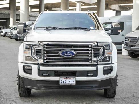 Used 2021 Ford F450 Platinum w/ FX4 Off-Road Package AWD/4WD image 2