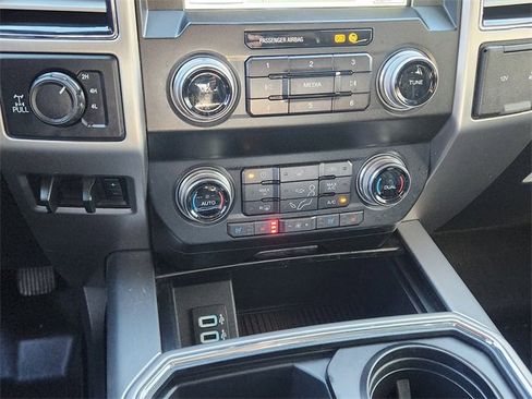Used 2019 Ford F350 Platinum w/ Platinum Ultimate Package image 23