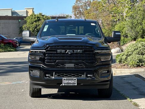 New 2026 RAM 2500 Limited AWD/4WD image 8