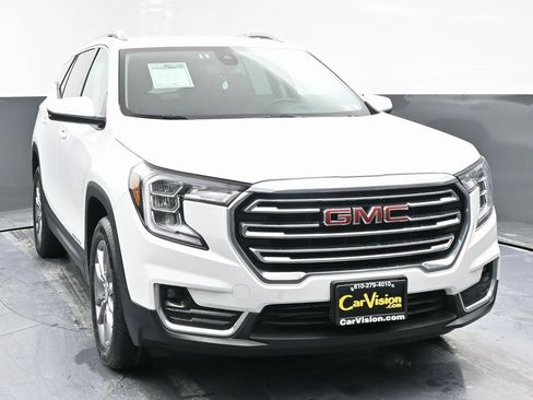 Used 2024 GMC Terrain SLT image 4