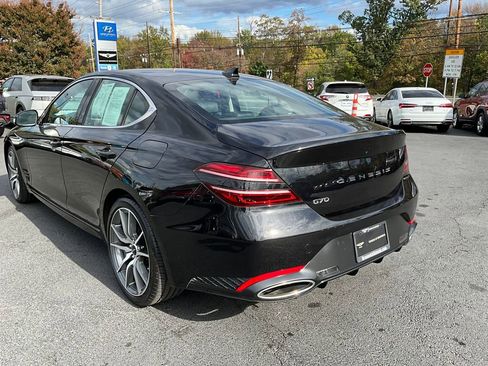 Used 2025 Genesis G70 2.5T image 5