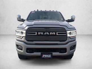 Used 2022 RAM 3500 Laramie video 2