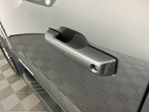 Certified 2025 Ford F350 Lariat w/ FX4 Off-Road Package image 14