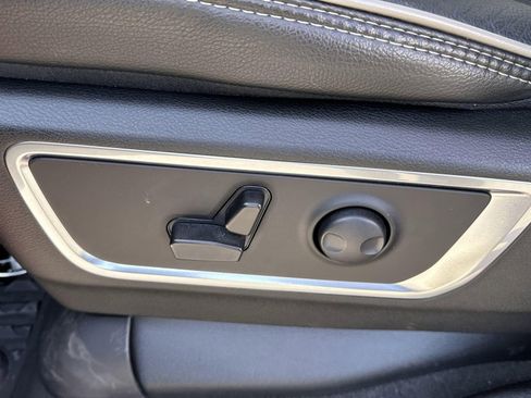 New 2024 RAM 1500 Laramie image 19