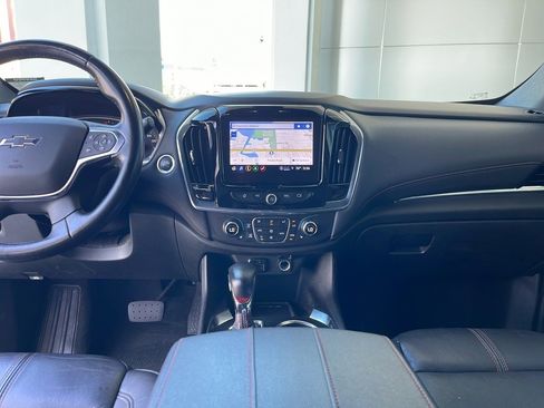 Used 2022 Chevrolet Traverse RS image 31