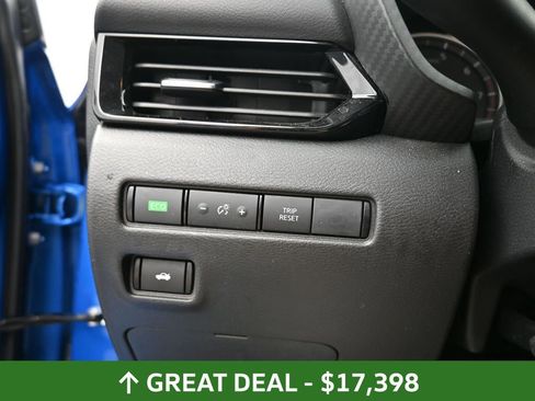 Used 2024 Nissan Sentra SV image 25