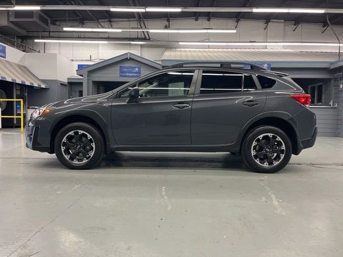 Certified 2023 Subaru Crosstrek 2.0i image 4