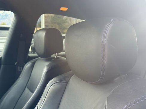 Used 2017 INFINITI QX70 AWD w/ Premium Package image 12