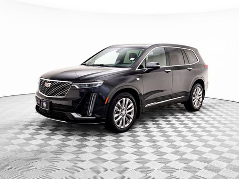 Certified 2024 Cadillac XT6 Premium Luxury w/ Technology Package image 3