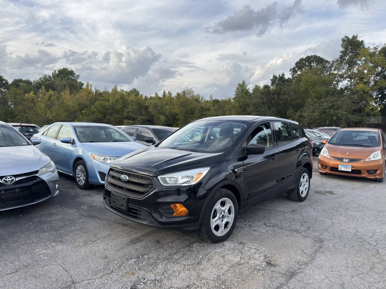 Used 2017 Ford Escape S FWD image 2