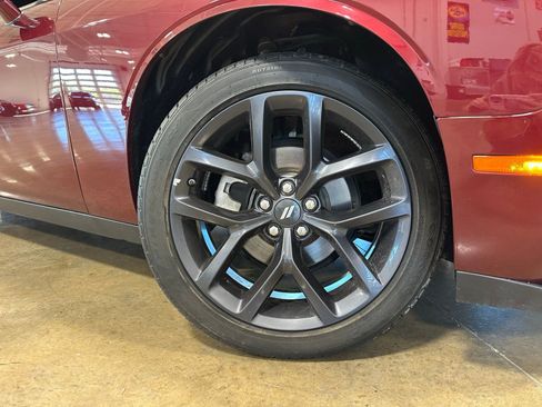 Used 2023 Dodge Challenger SXT w/ Blacktop Package image 10