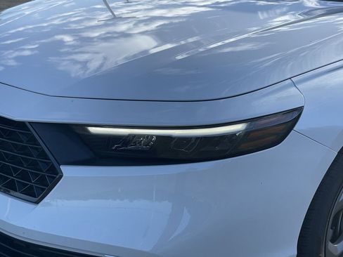 Used 2024 Honda Accord EX image 13