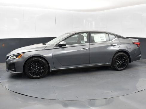 New 2025 Nissan Altima 2.5 SV w/ SV Special Edition Package image 4