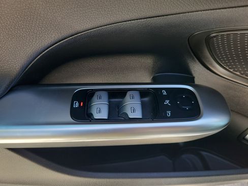 Used 2024 Mercedes-Benz C 300 Sedan image 20