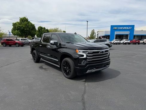Used 2025 Chevrolet Silverado 1500 High Country image 1