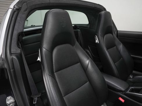Used 2017 Porsche 911 Targa 4 AWD/4WD image 29